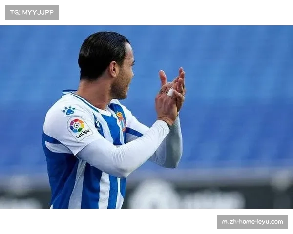 皇家奥维耶多中场拦截能力不足 防线频繁被对手直接击穿